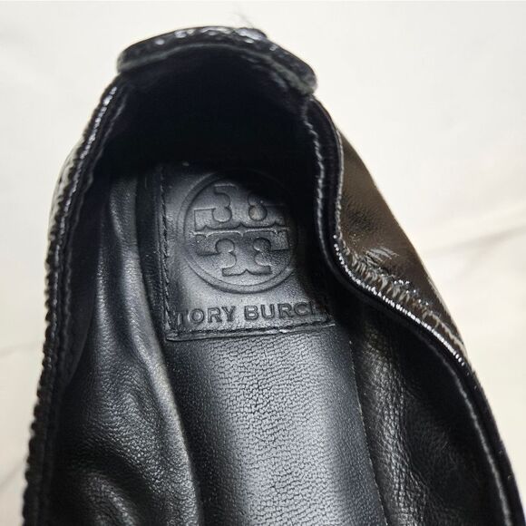 TORY BURCH Eddie black patent‎ leather shiny stretch ballet flats 8 - Picture 6 of 7